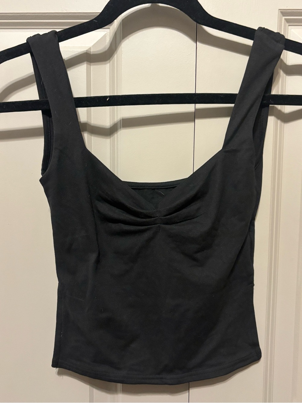 Black Sleeveless Scoop Neck Tank Top